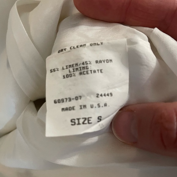 Beautiful Mimi Maternity sleeveless linen top, white with black flowers, Small - Picture 6 of 6